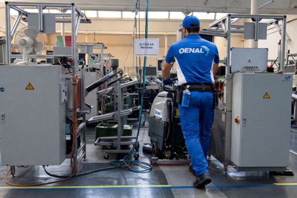 Industriereinigung Industriereinigung